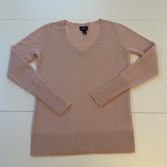 Halogen Nordstrom V-Neck 100% Cashmare Sweater Light Lavender Size M - Picture 6 of 14